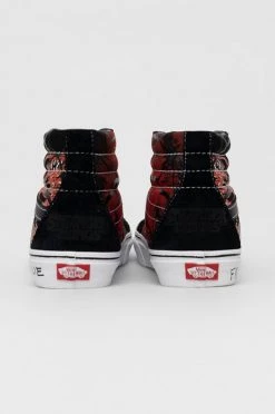 Γυναικεία Ψηλά Πάνινα παπούτσια Vans Sk8-hi Starnger Things μαύρο -Vans Κατάστημα unnamed file 1018