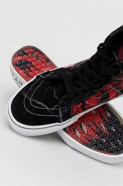 Γυναικεία Ψηλά Πάνινα παπούτσια Vans Sk8-hi Starnger Things μαύρο -Vans Κατάστημα unnamed file 1019