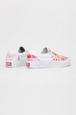 Γυναικεία Χαμηλά Πάνινα παπούτσια Vans Ua Classic Slip-on άσπρο 9 Γυναικεία Χαμηλά Πάνινα παπούτσια Vans Ua Classic Slip-on άσπρο -Vans Κατάστημα unnamed file 2266